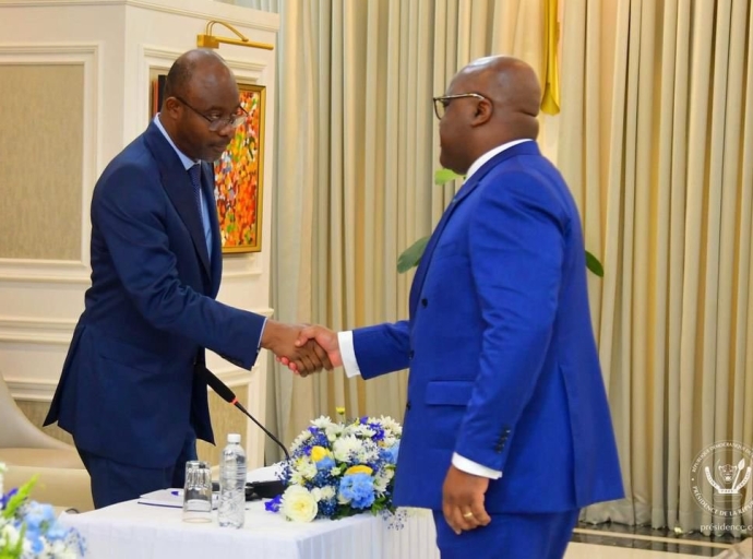 Guerre dans l’Est : Félix Tshisekedi et les facilitateurs de l’UA déterminés à rétablir une paix durable et vérifiable !